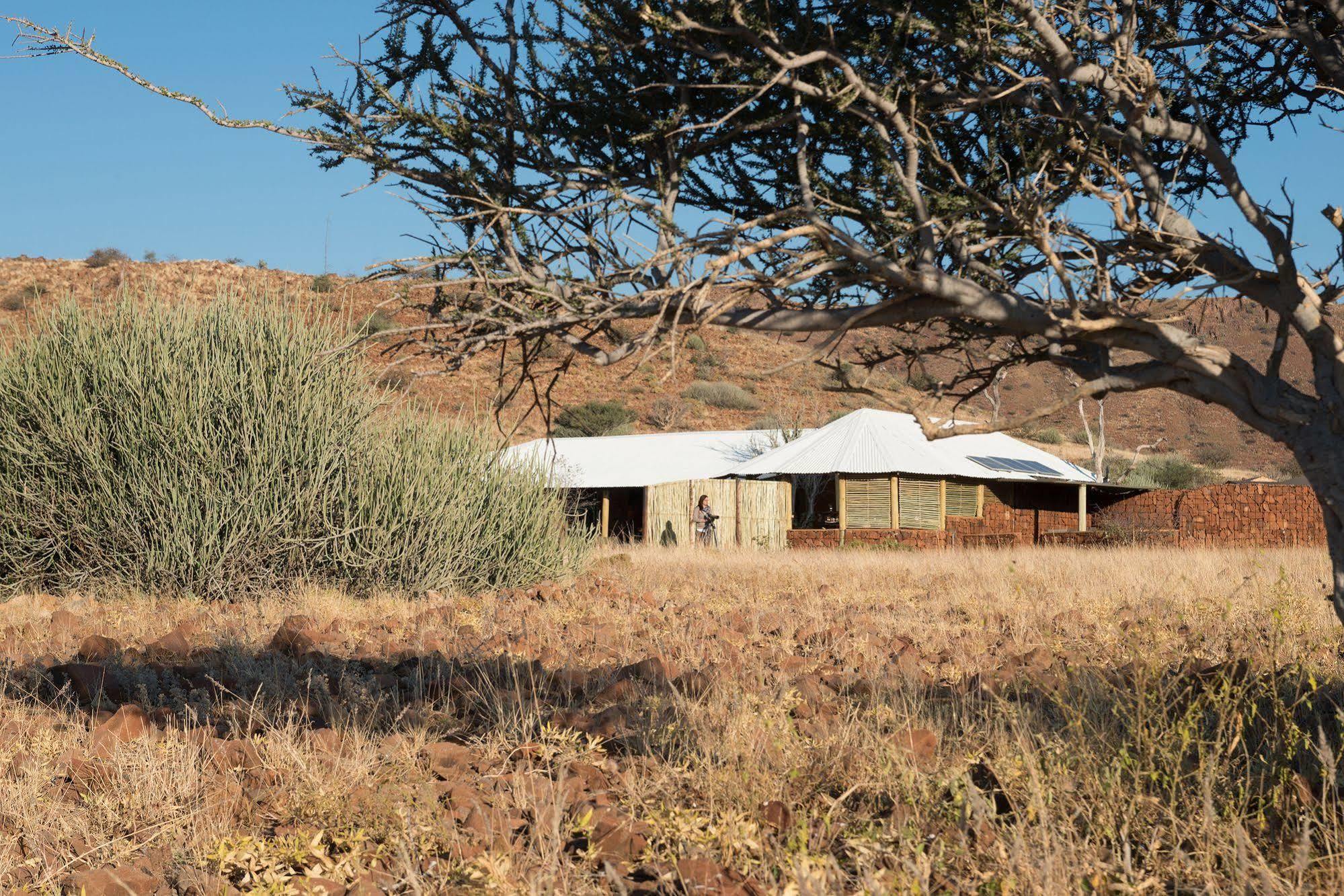 Etendeka Mountain Camp Damaraland Εξωτερικό φωτογραφία