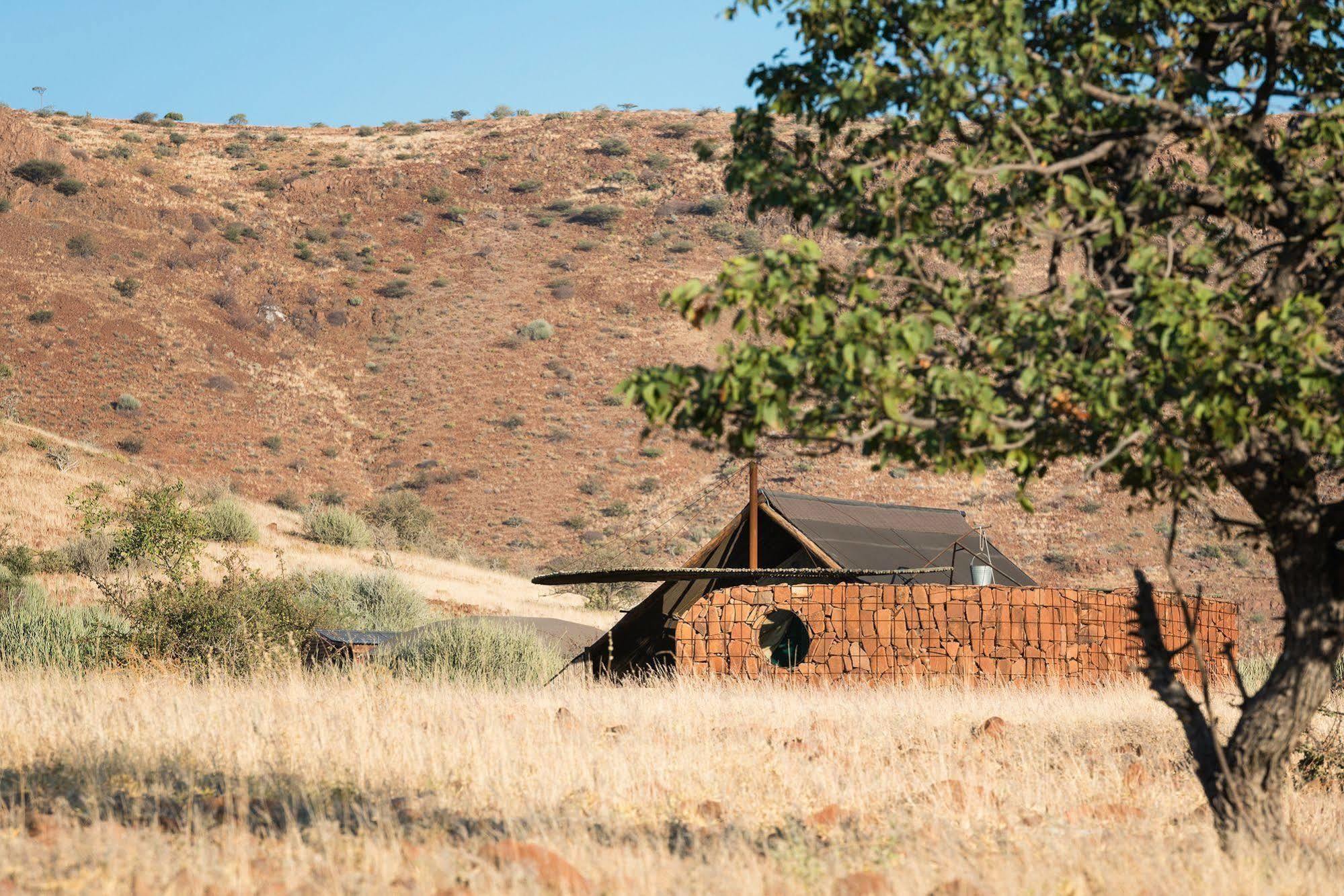 Etendeka Mountain Camp Damaraland Εξωτερικό φωτογραφία